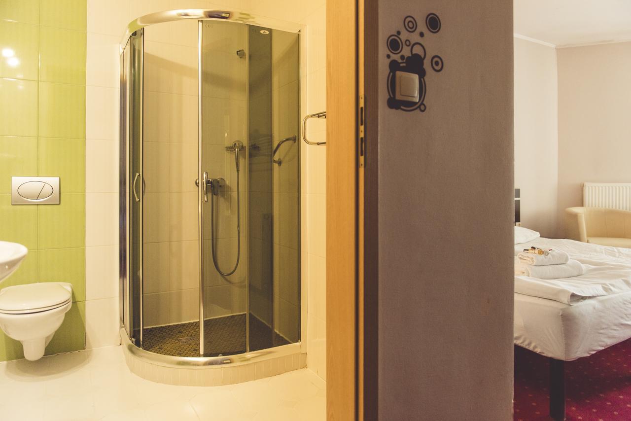 חויניצה Hotel Odejewscy מראה חיצוני תמונה