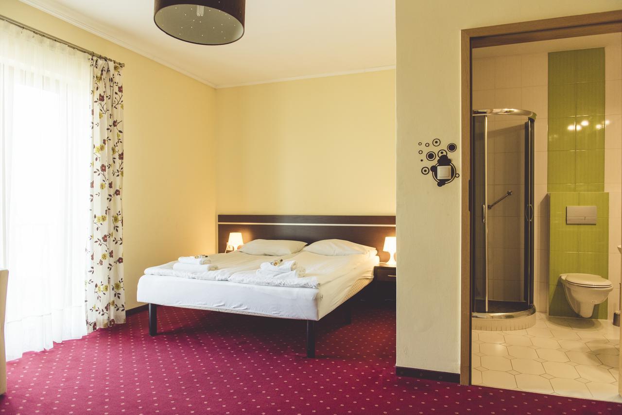 חויניצה Hotel Odejewscy מראה חיצוני תמונה